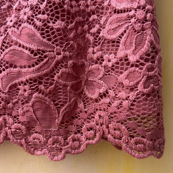 Lace skirt - Picture 4 of 5